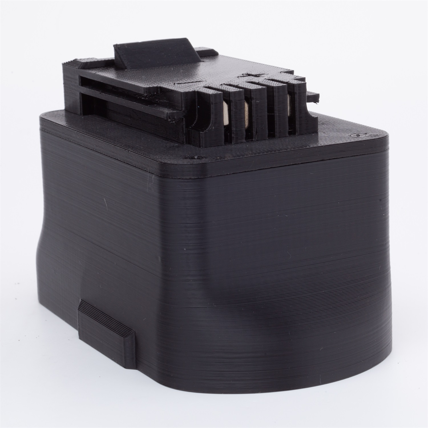 อะแดปเตอร์สำหรับแบตเตอรี่ลิเธี - Black+Decker Tool 20V Max บทวิจารณ์และราคา
